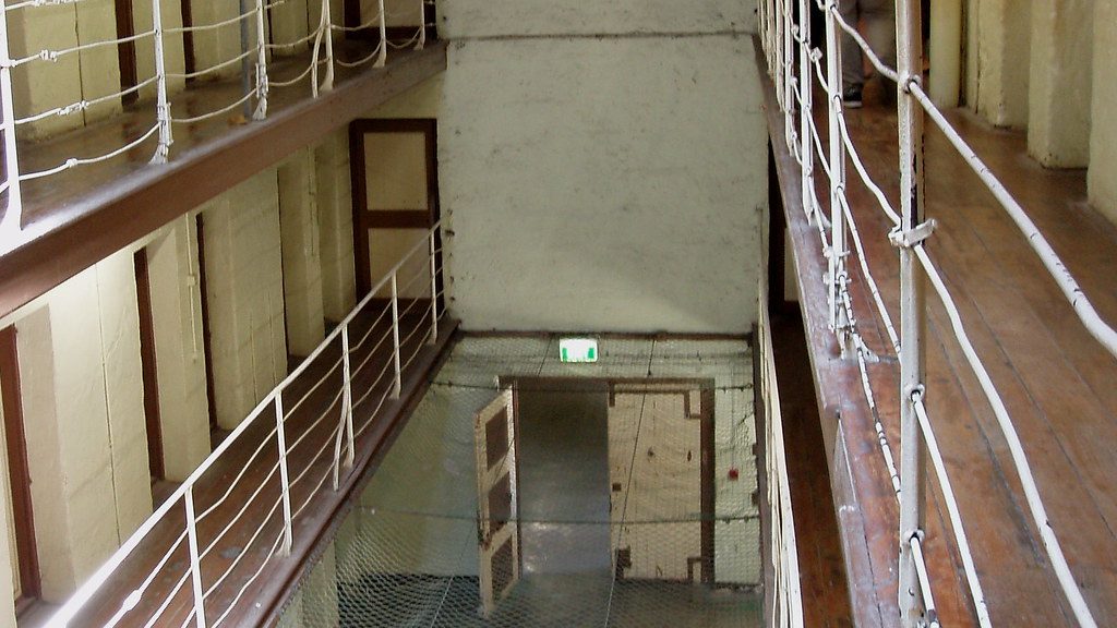 Carceri sovraffollate: perché l’Italia non riesce a risolvere il problema