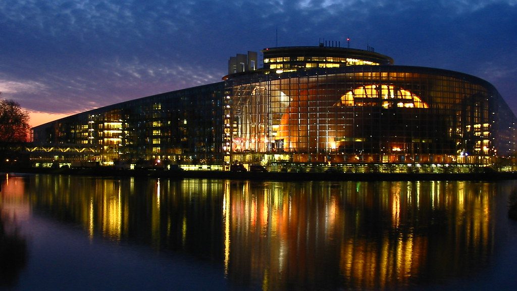 Intelligenza artificiale e diritti: cosa cambia con l’AI Act europeo